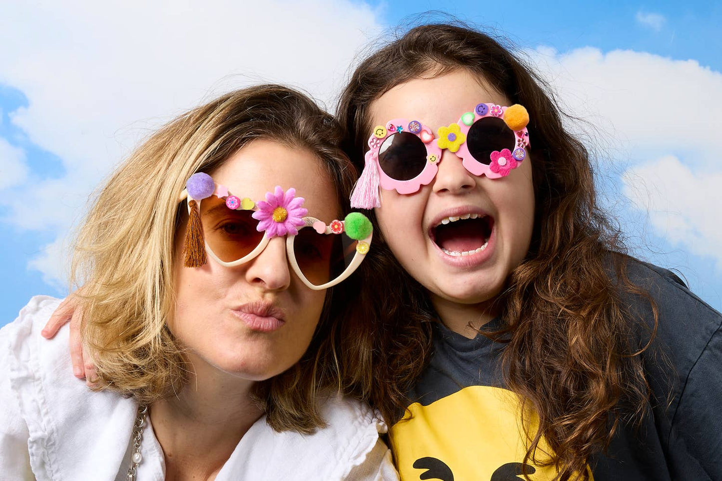 Journey Of Something AU & EU - Decorate Your Own Sunglasses (Kids)