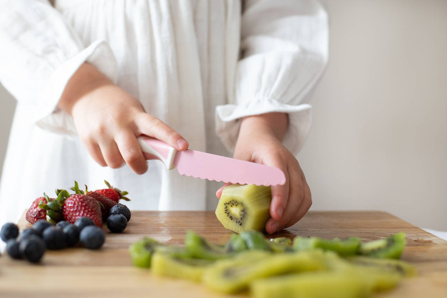 KiddiKutter child safe knife - KiddiKutter Child Safe Knife Blush