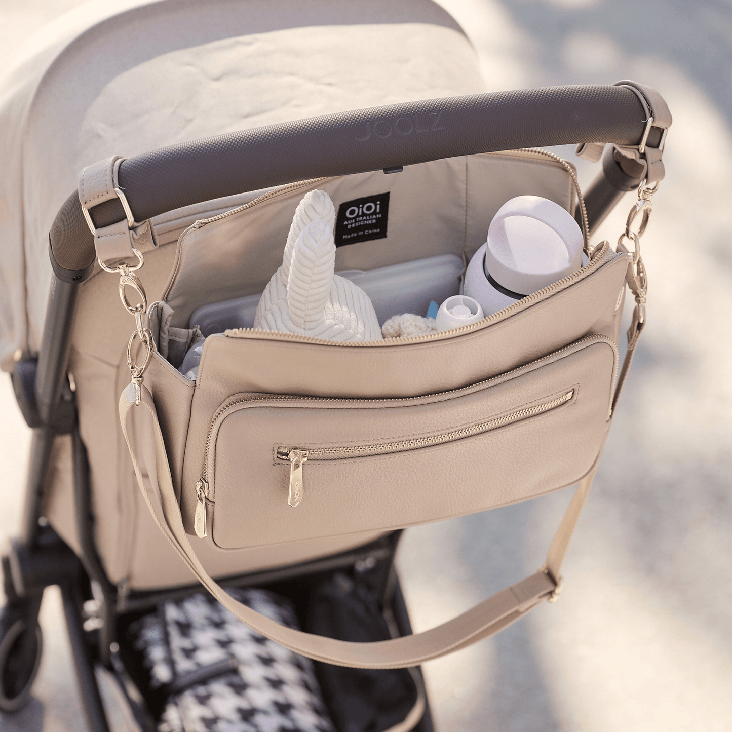 OiOi - Multitasker Pram Caddy - Oat Vegan Leather