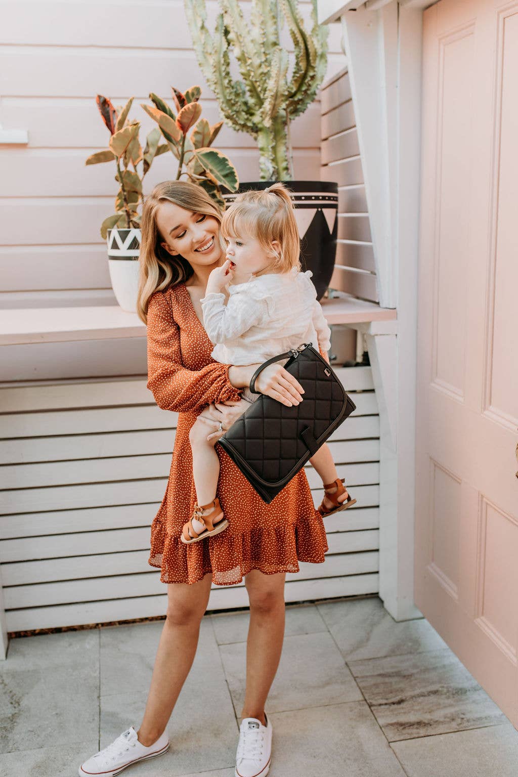 OiOi - Change Mat Clutch - Black Quilt