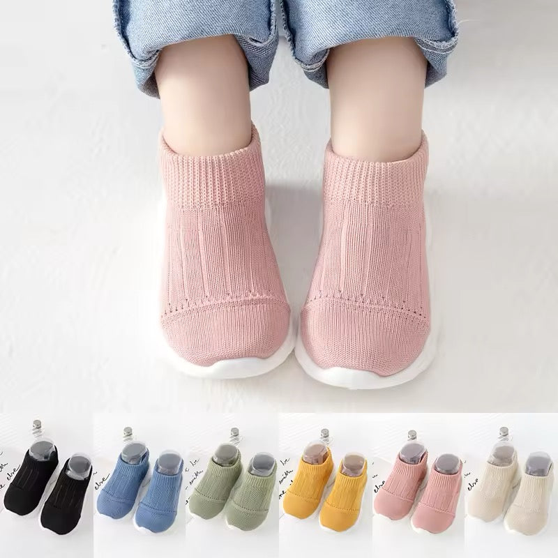 Sock Shoes - Sneaker Style