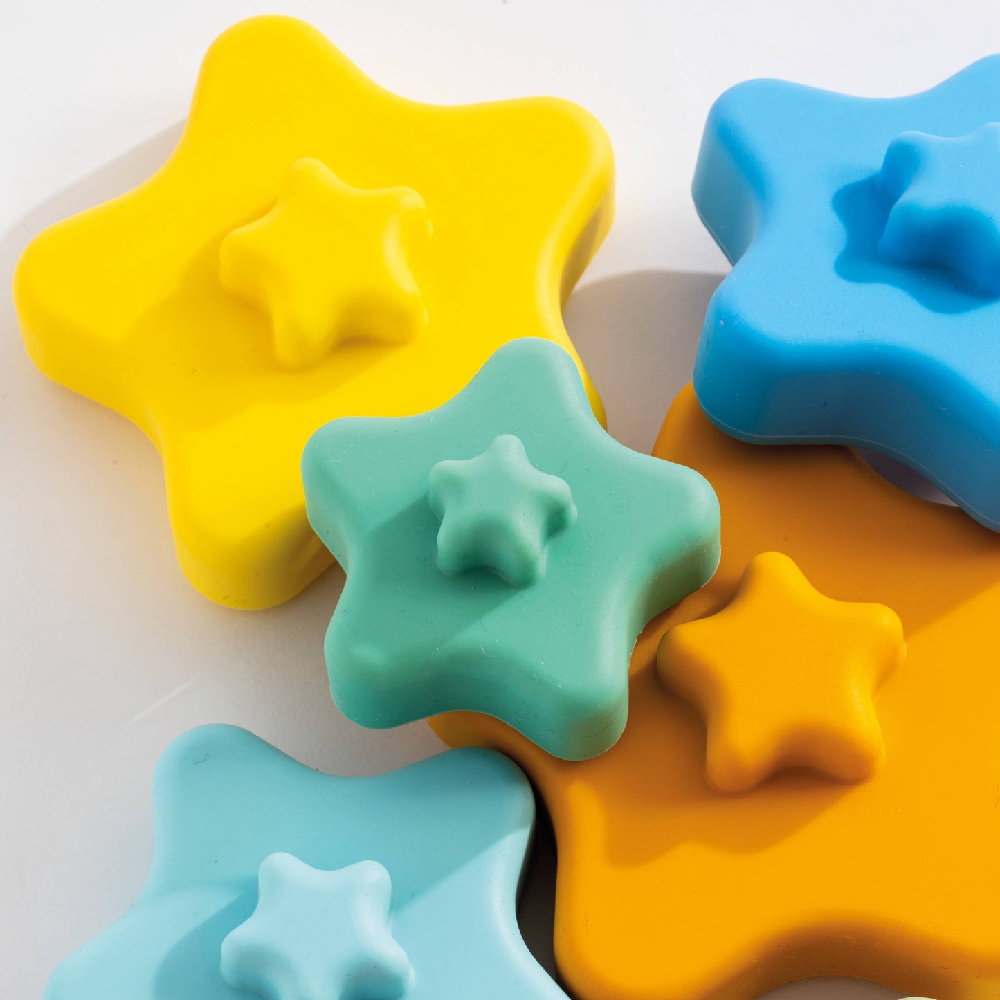 Living Textiles - Playground Silicone Stacking Tower Star - Sorbet