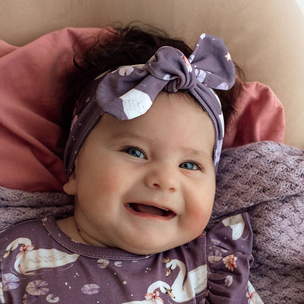 Snuggle Hunny - Midnight Swan Organic Topknot