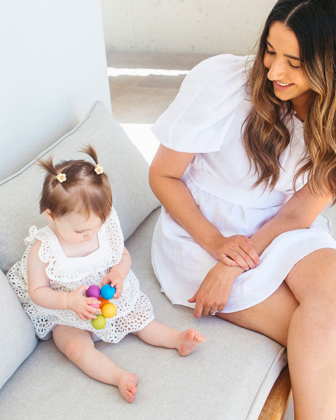 Totli - The Grasping Beads - A Montessori-Aligned Sensory Toy