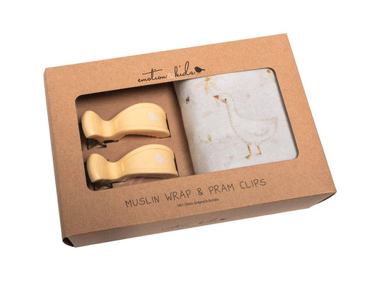 Emotion & Kids - Gwen the Goose Muslin Wrap & Buttermilk Pram Clip Set