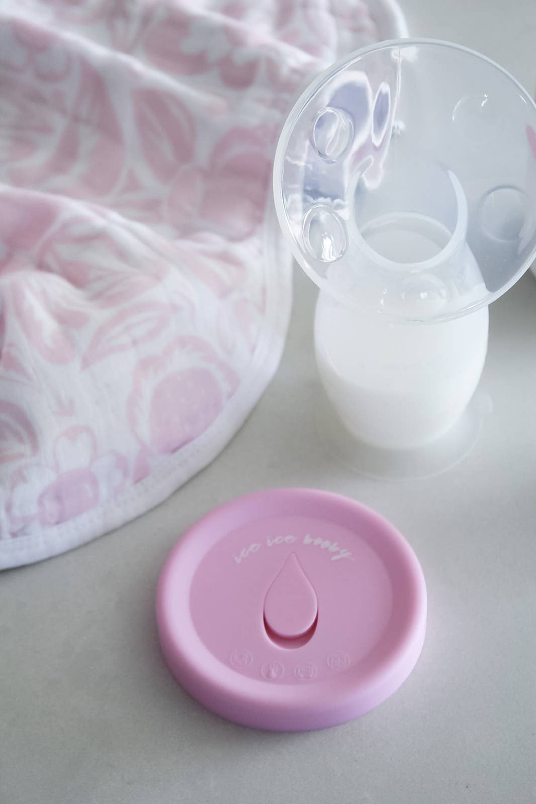 Ice Ice Booby - Silicone Breast Pump with Lid