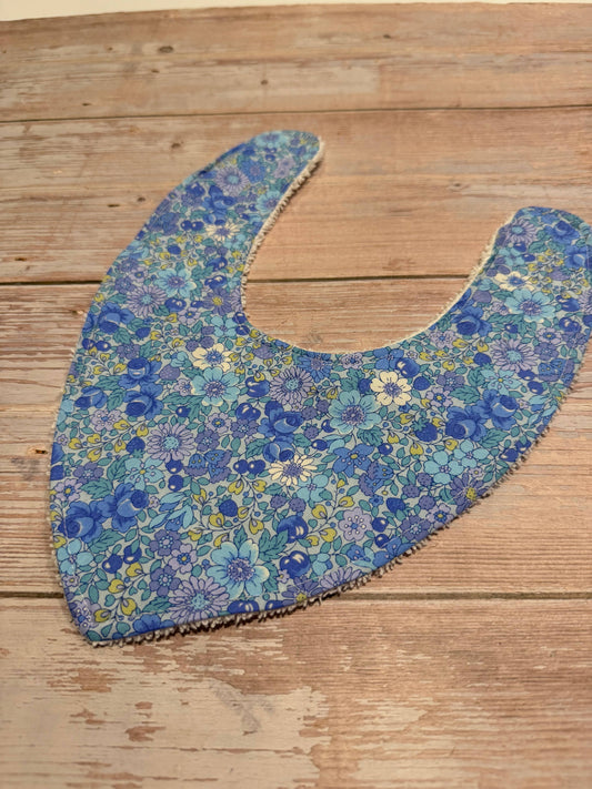 Finished with a Kiss - Baby Bib - Dribble Bib - Evie 