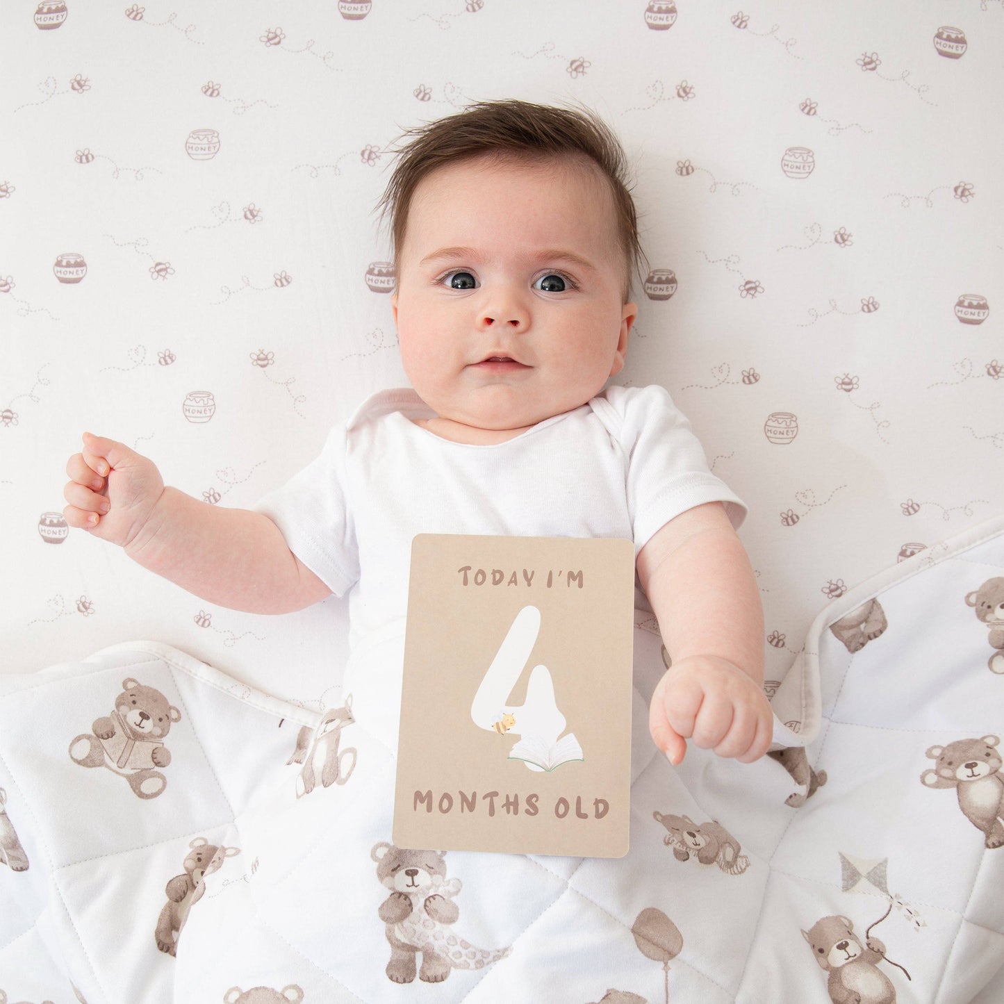 Living Textiles - Milestone cards - Cuddly Bear