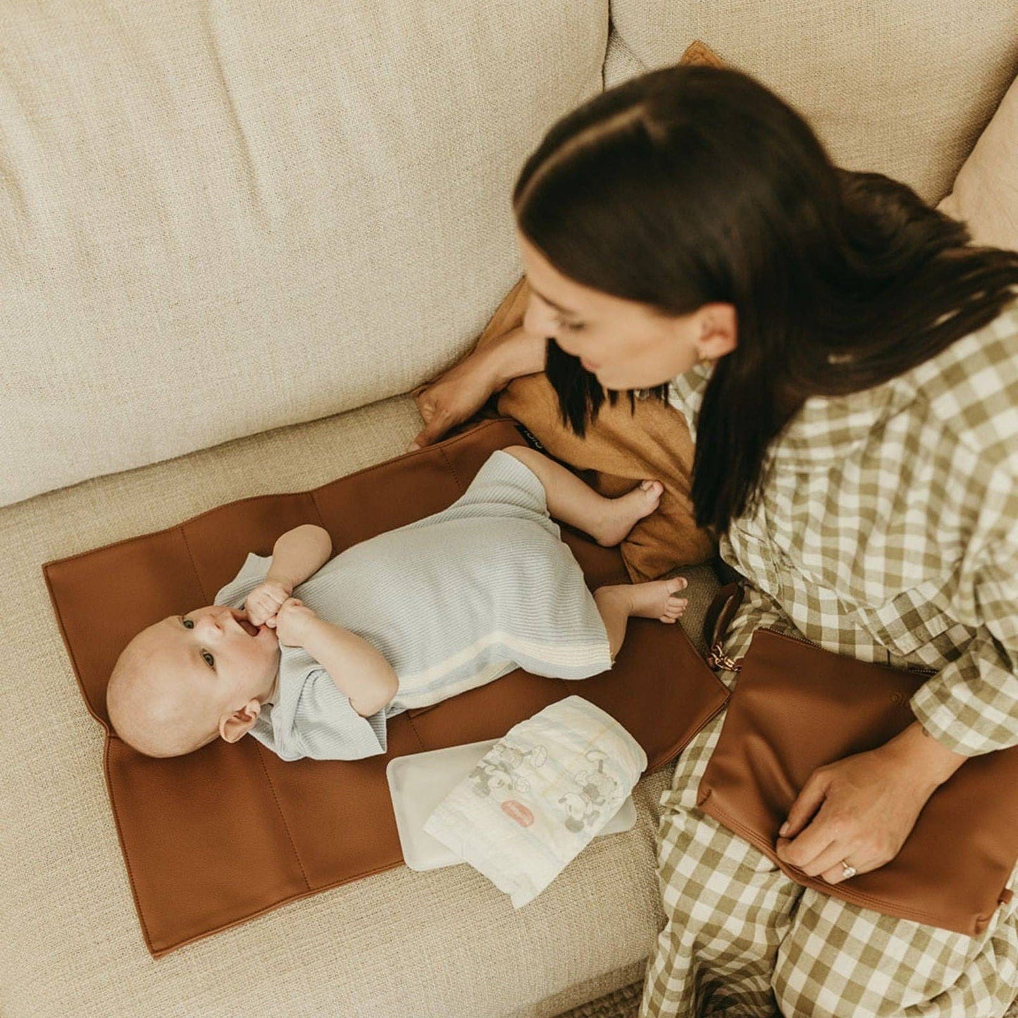OiOi - Nappy Changing Pouch - Chestnut Brown Vegan Leather