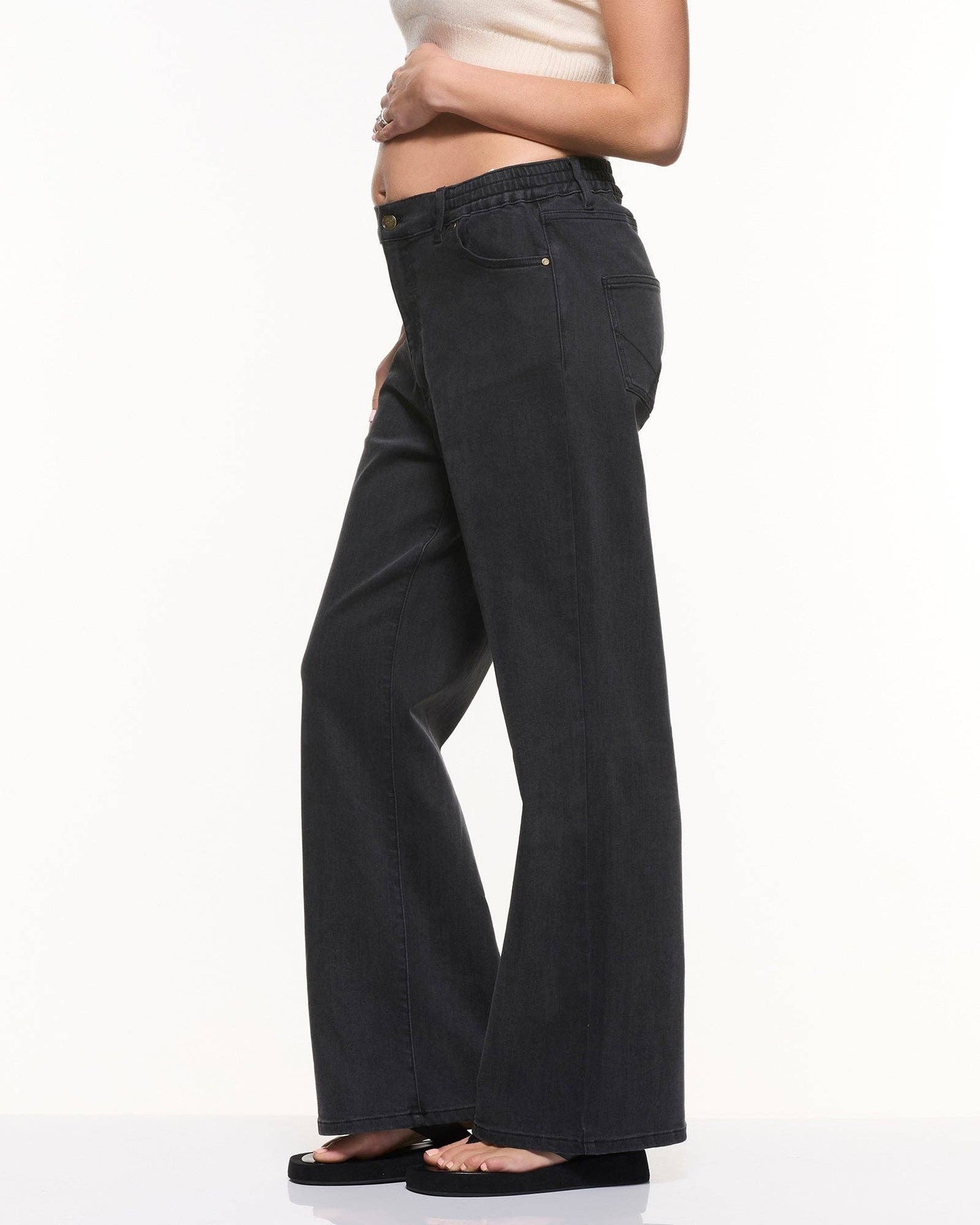 Soon Maternity - Relaxed Wide Leg Jeans - Black