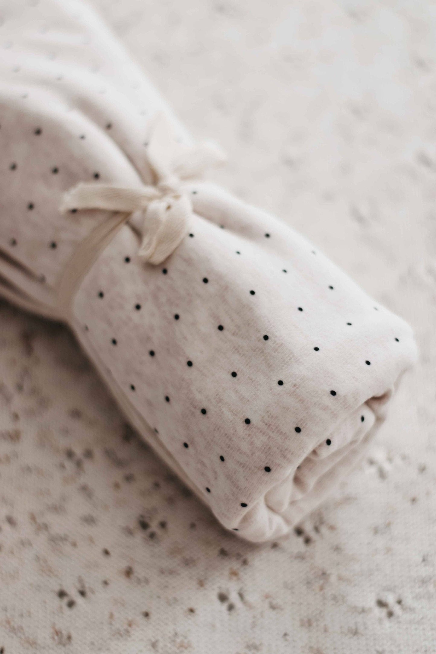 Jersey Swaddle - Oatmeal Dotty