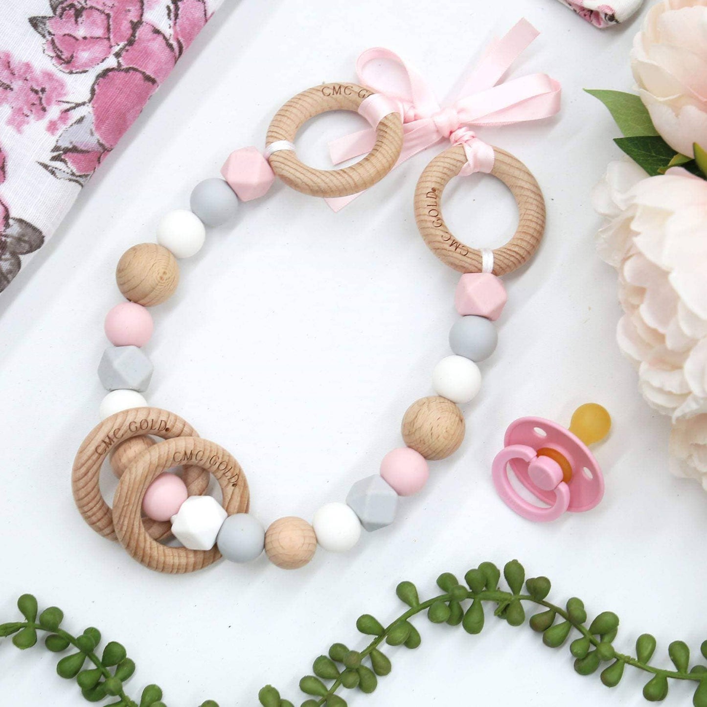 CMC Gold - Pram Garlands
