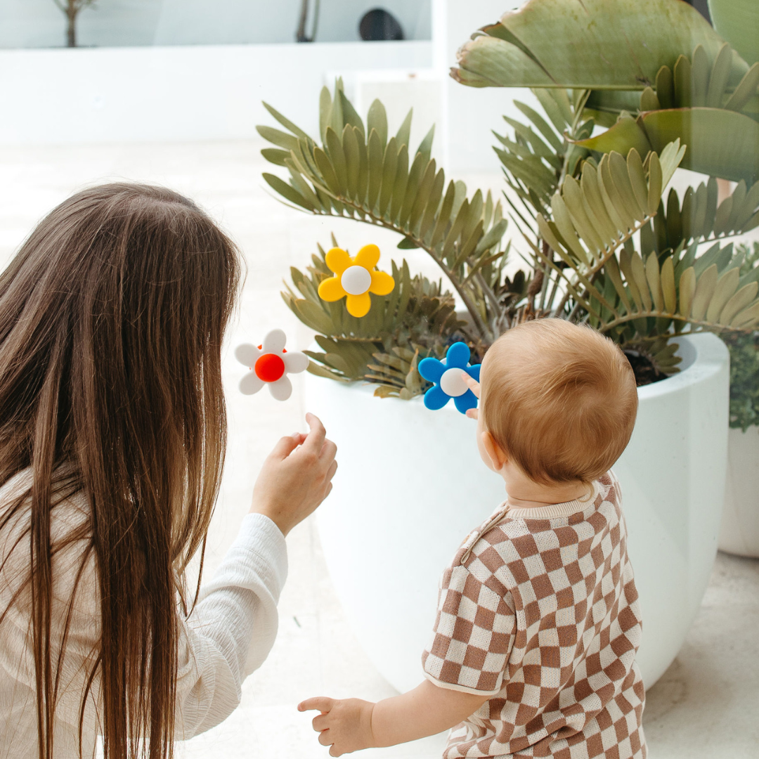 Totli - The Sensory Spinners - Stick & Spin Discovery Toy
