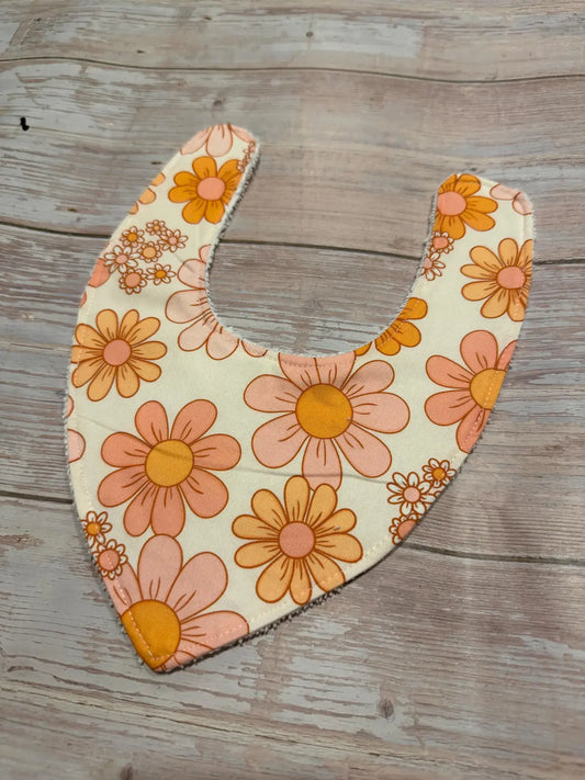 Finished with a Kiss - Baby Bib - Dribble Bib - Retro Daisy