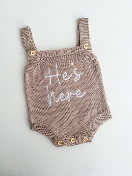 Petite + Co - HE'S HERE - CLASSIC ROMPER | TEDDY BROWN