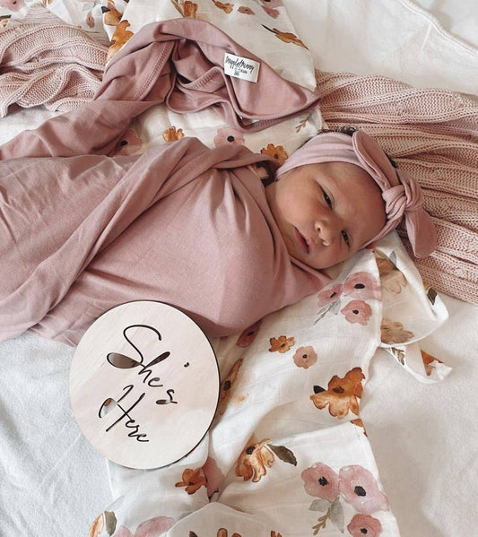 Timber Tinkers - She's Here Scandi Birth Announcement