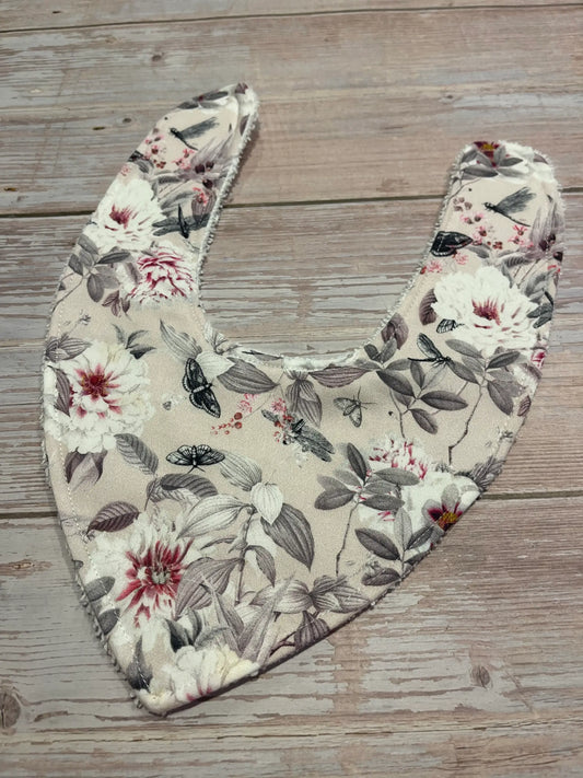 Finished with a Kiss - Dribble Bib, Bandanna Bib, Baby Bib - Lelia