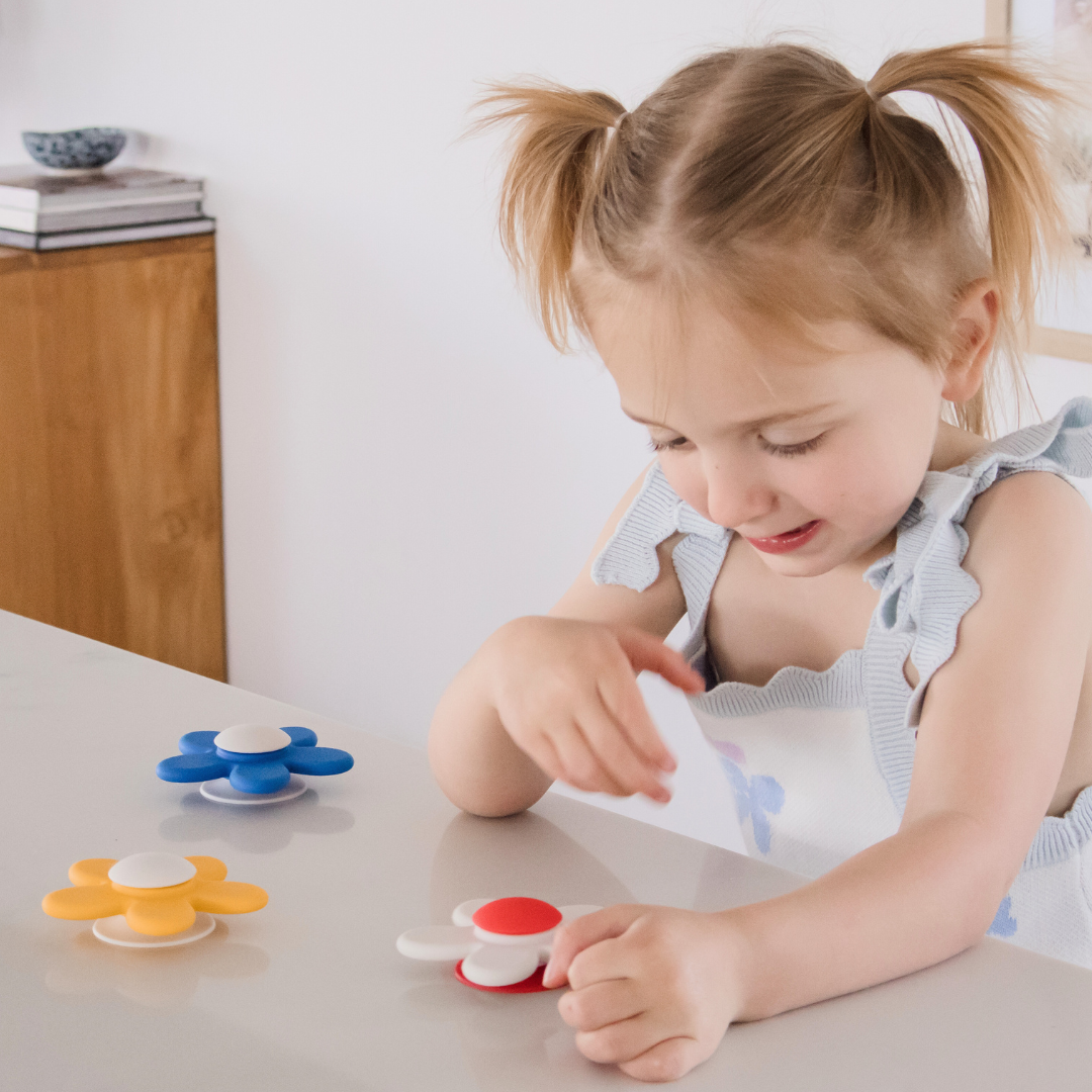 Totli - The Sensory Spinners - Stick & Spin Discovery Toy