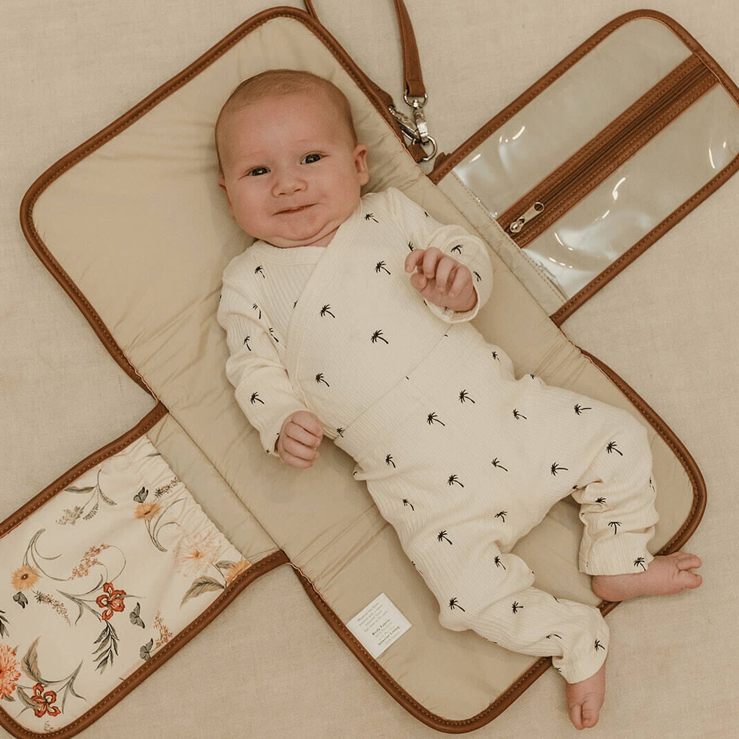 OiOi - Change Mat Clutch - Wildflower